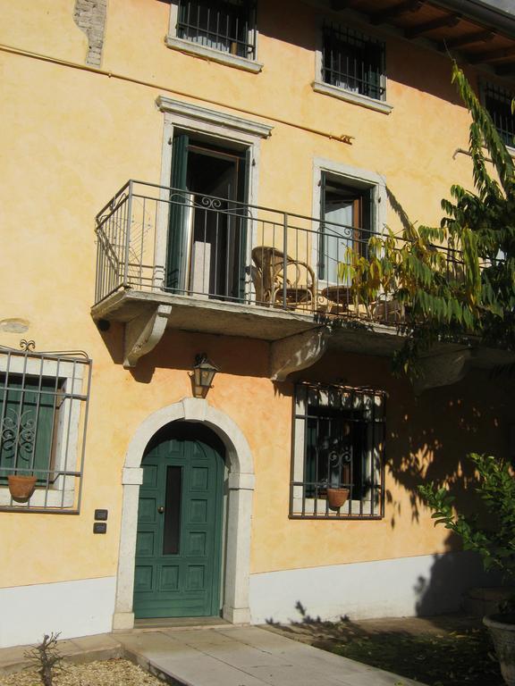 Bauernhof Borgo Di Calmasino Bardolino