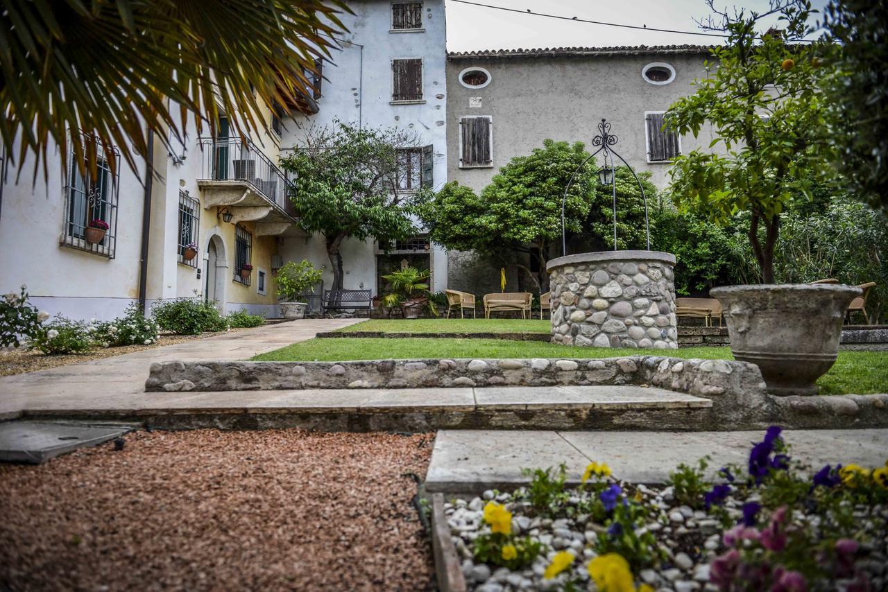 Bauernhof Borgo Di Calmasino Bardolino
