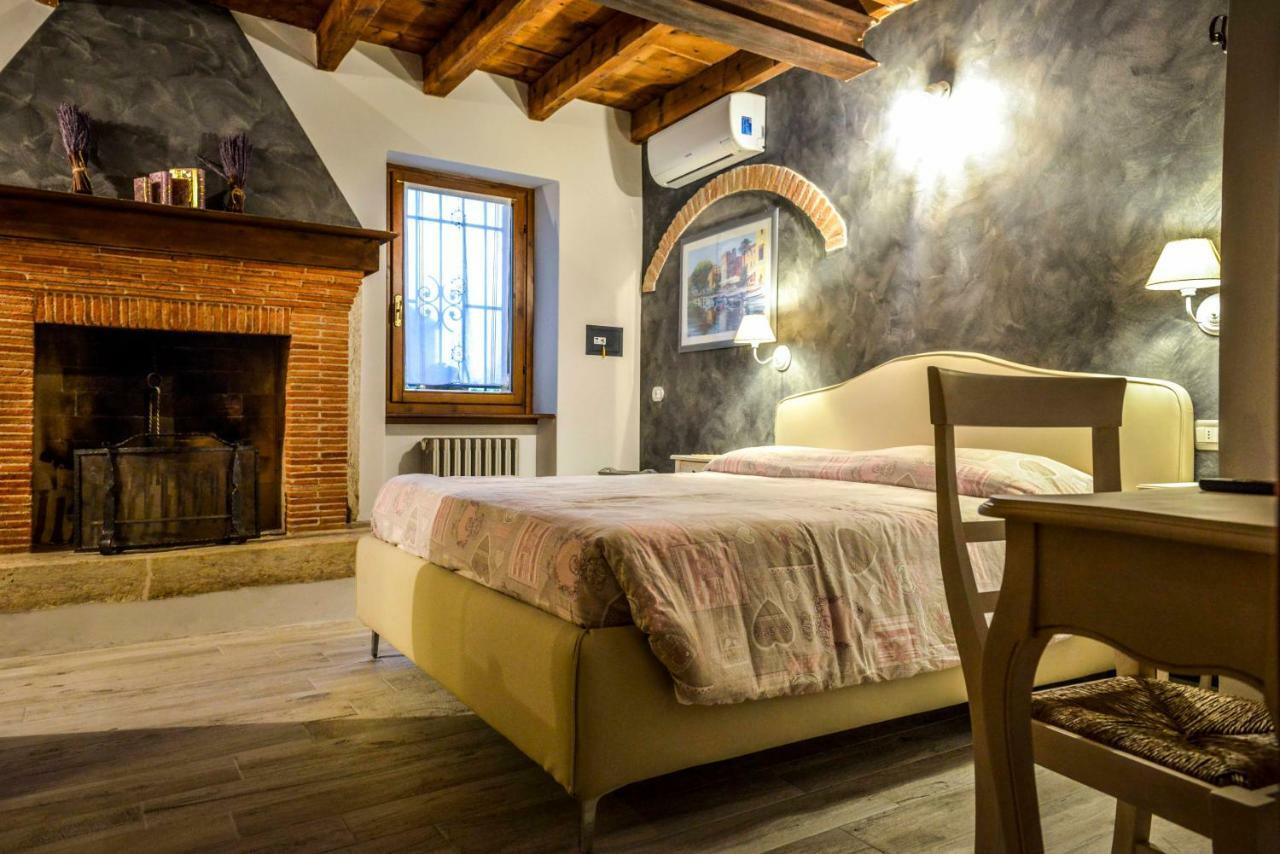 Borgo Di Calmasino Bauernhof