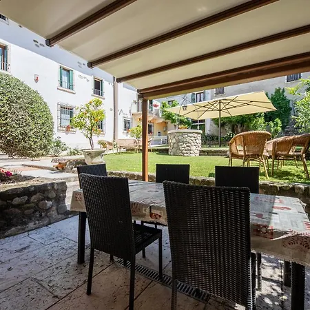 Agriturismo Borgo Di Calmasino Bardolino Exterior photo